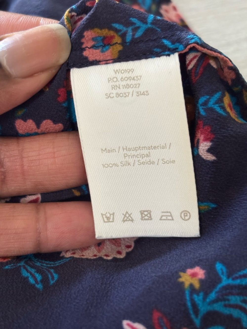 Boden Navy Floral Silk Blouse with Pink and Blue Flowers Blooms size 8 - Picture 11 of 11